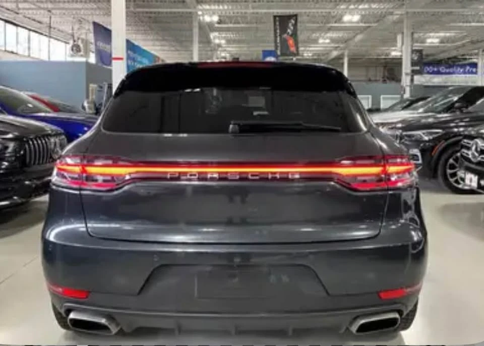 2021 Porsche Macan - Image 4 of 4