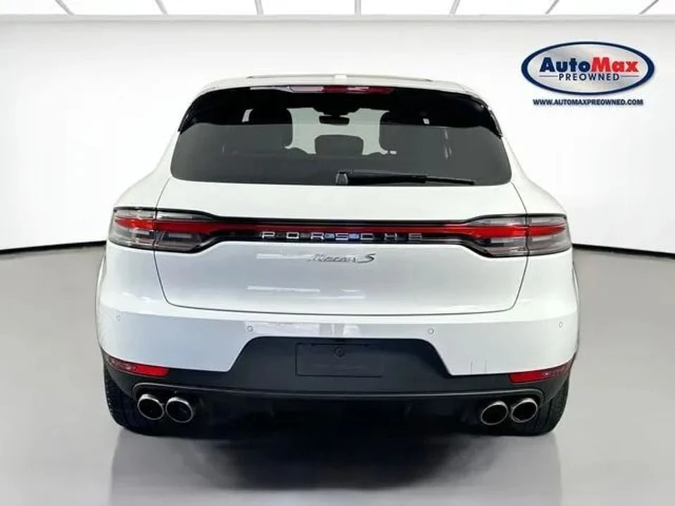 2021 Porsche Macan - Image 8 of 20