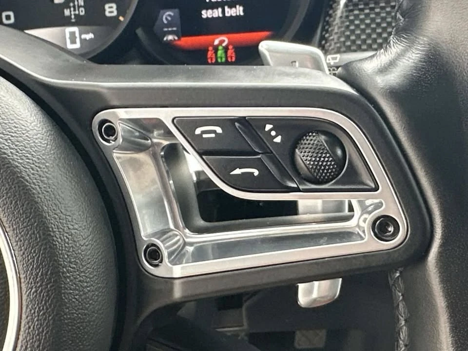 2021 Porsche Macan - Image 10 of 20