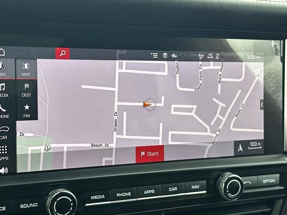 2021 Porsche Macan - Image 6 of 20