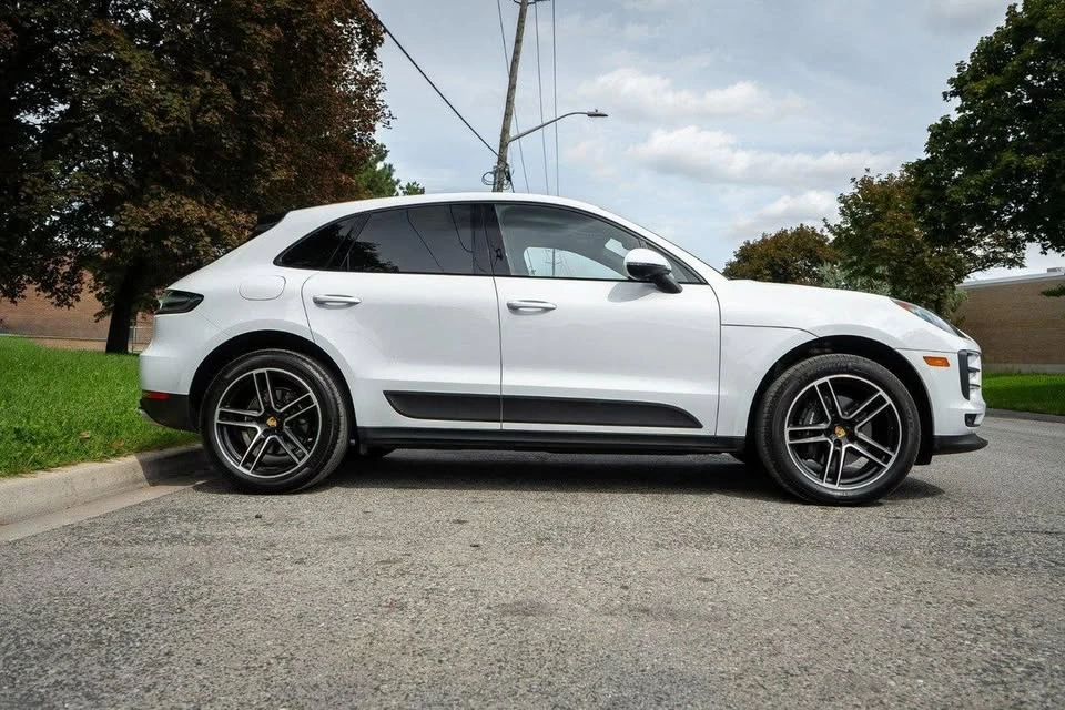 2021 Porsche Macan - Image 3 of 19