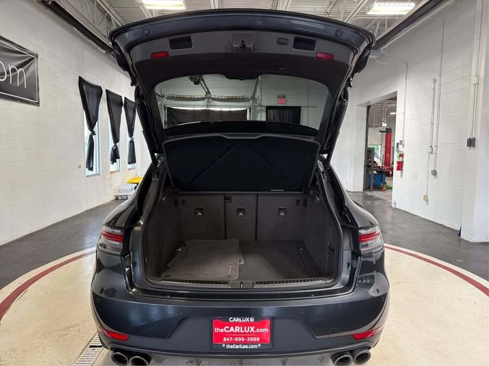 2021 Porsche Macan - Image 12 of 20