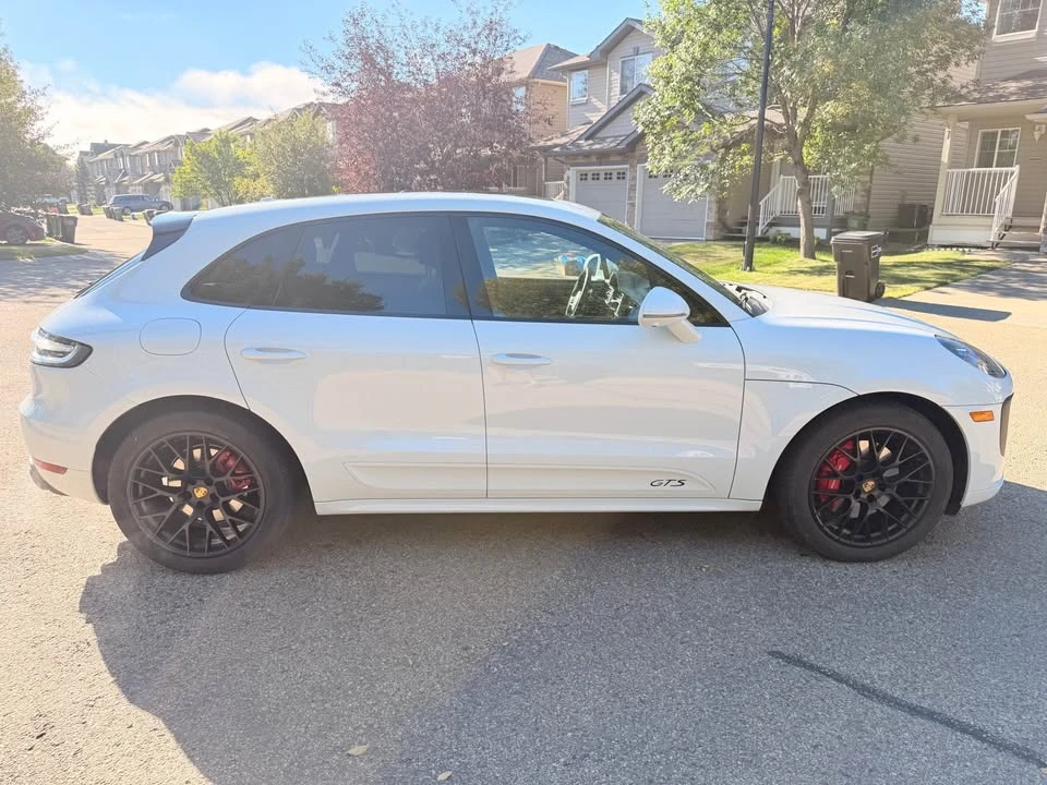 2021 Porsche Macan - Image 5 of 14