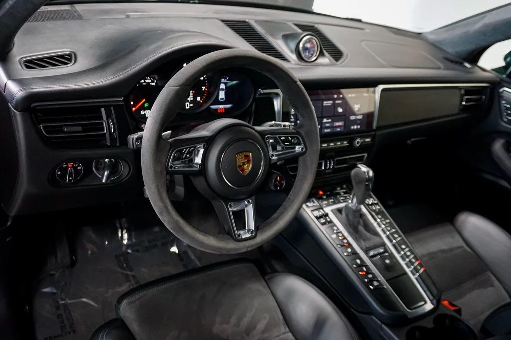 2021 Porsche Macan GTS - Image 11 of 12