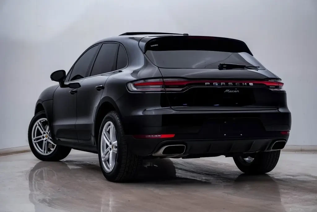 2021 Porsche Macan - Image 3 of 6