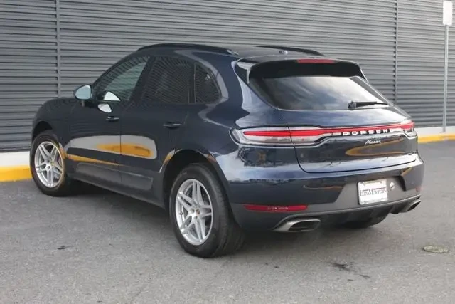 2021 Porsche Macan - Image 3 of 7