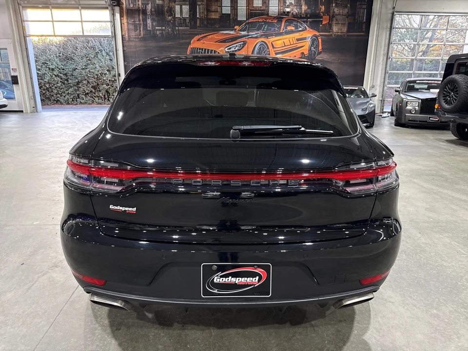 2021 Porsche Macan - Image 6 of 12