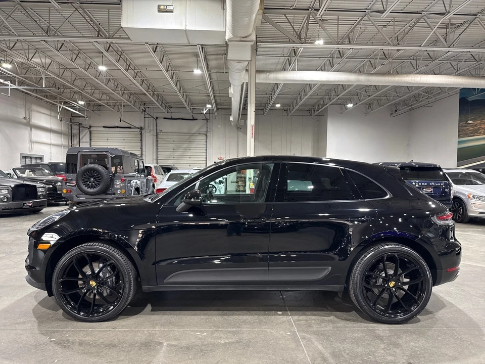 2021 Porsche Macan - Image 5 of 12