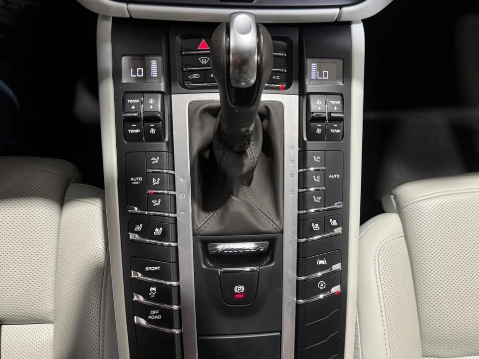 2021 Porsche Macan S - Image 12 of 12