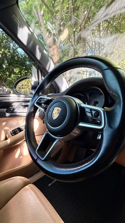 2021 Porsche Macan S - Image 20 of 24