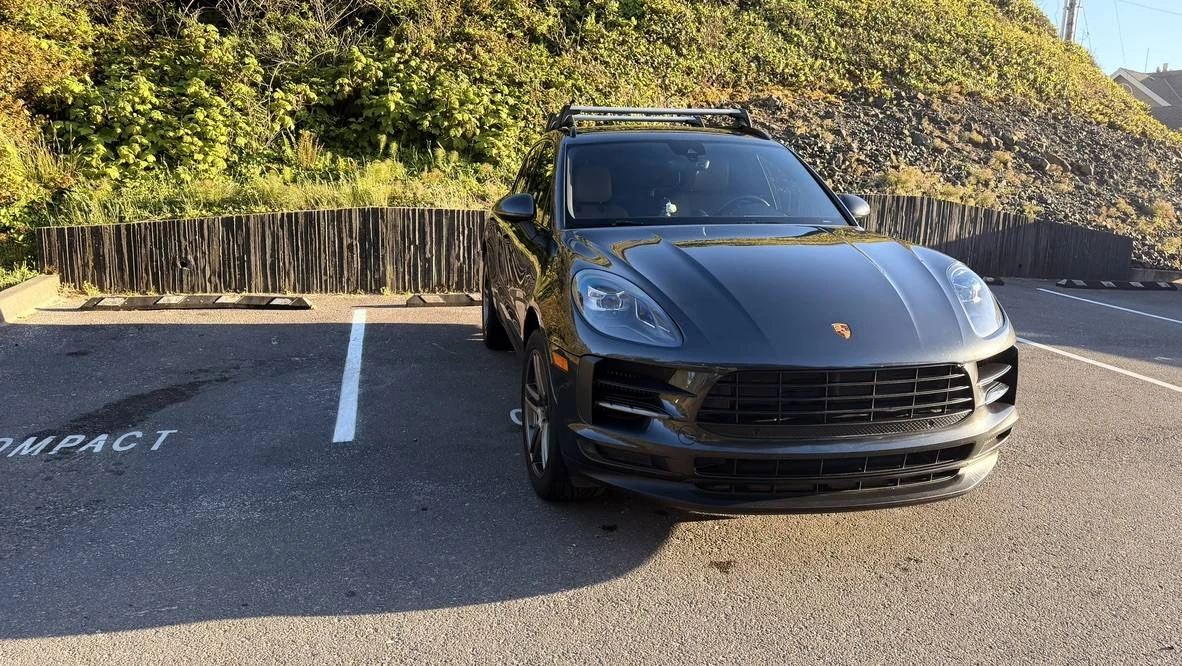 2021 Porsche Macan S - Image 2 of 24