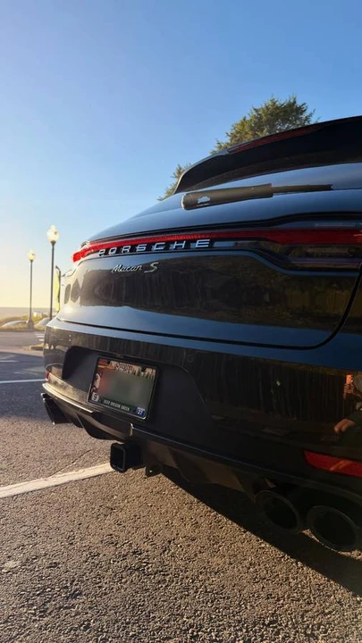 2021 Porsche Macan S - Image 5 of 24