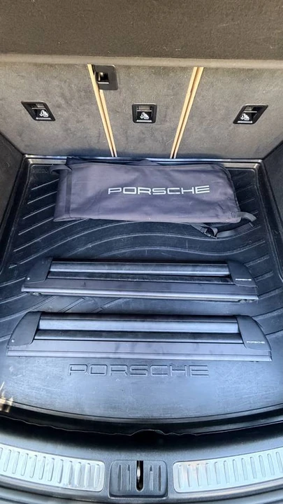 2021 Porsche Macan S - Image 23 of 24