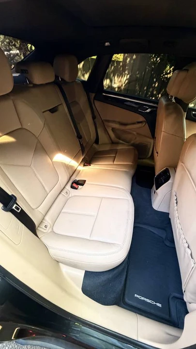 2021 Porsche Macan S - Image 16 of 24