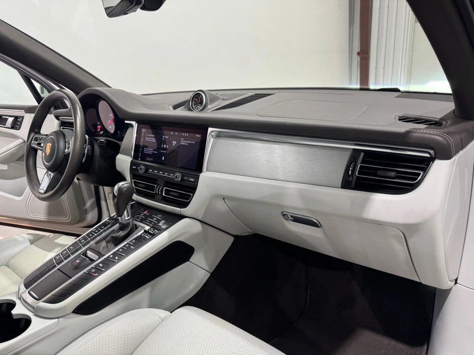 2021 Porsche Macan S - Image 10 of 12