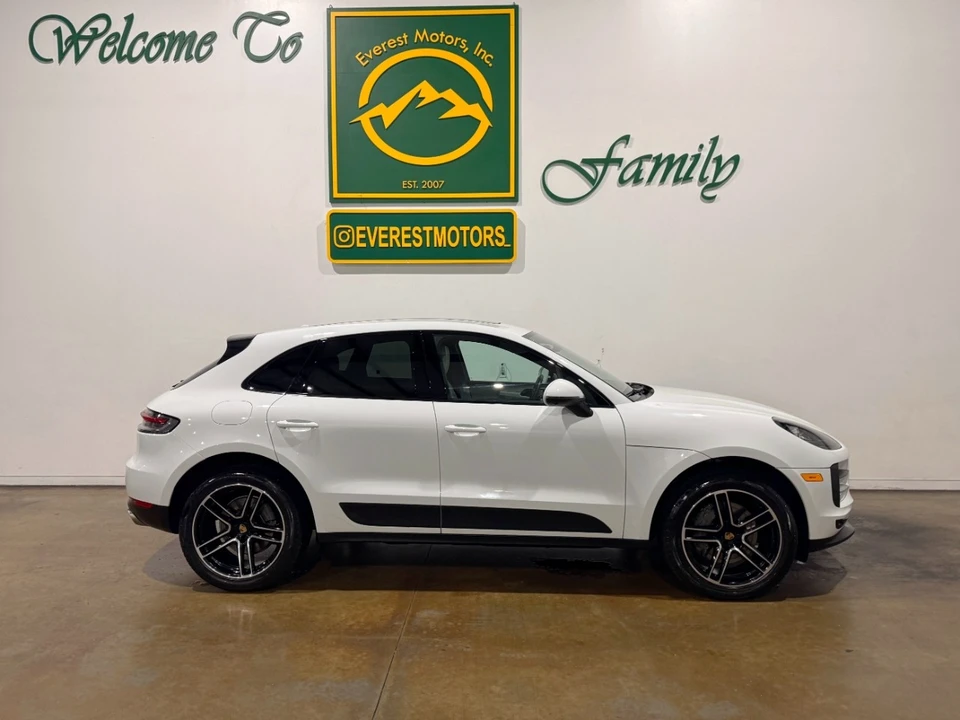 2021 Porsche Macan S - Image 8 of 12
