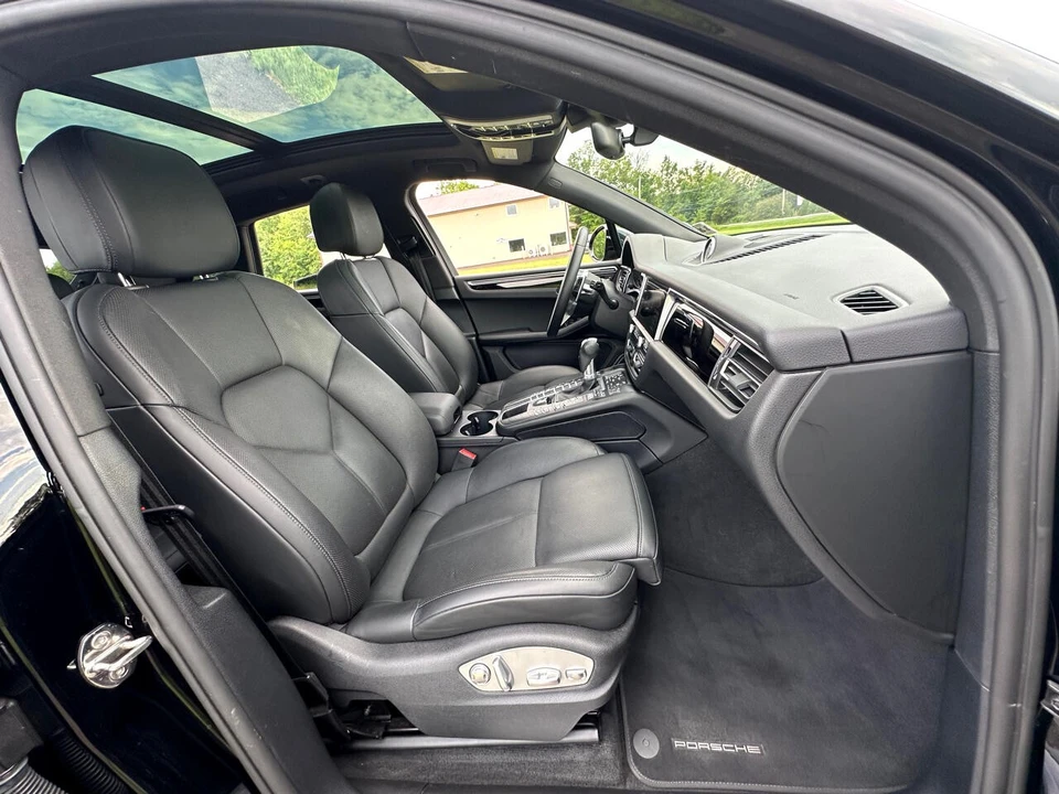 2021 Porsche Macan S - Image 19 of 21