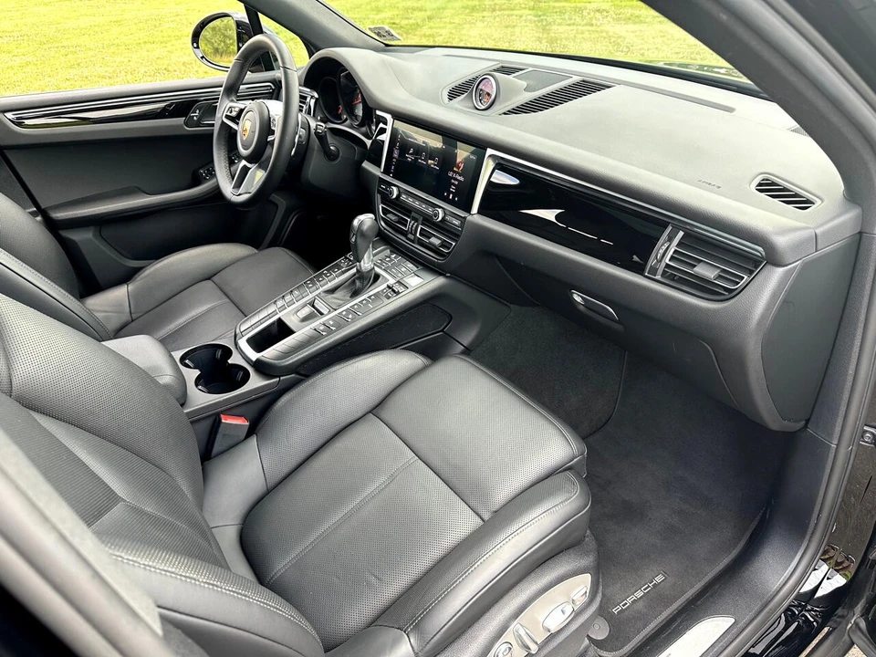 2021 Porsche Macan S - Image 17 of 21