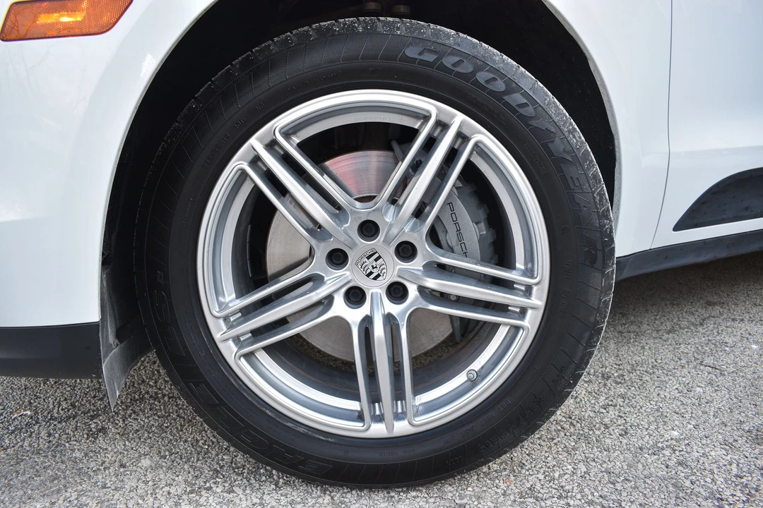 2021 Porsche Macan S - Image 4 of 31