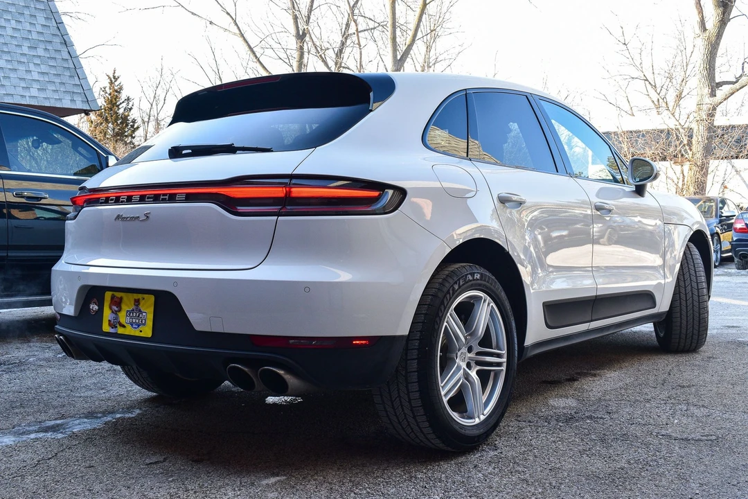 2021 Porsche Macan S - Image 9 of 31