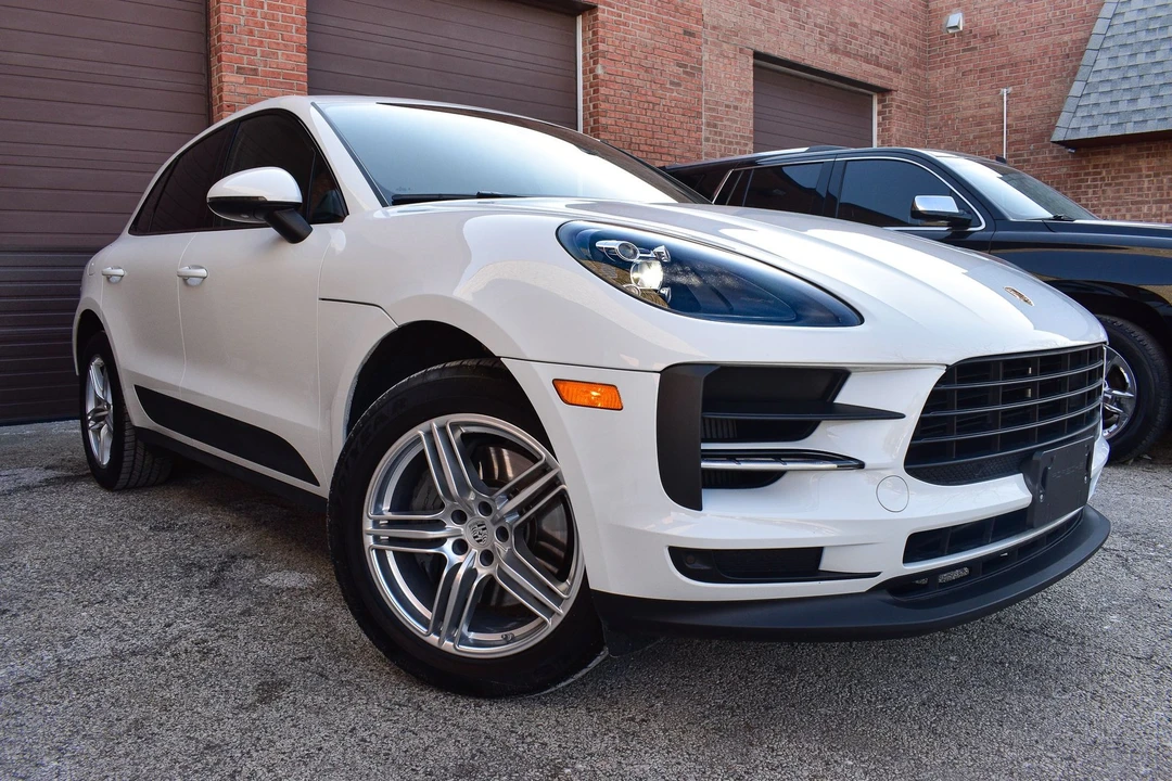 2021 Porsche Macan S - Image 12 of 31