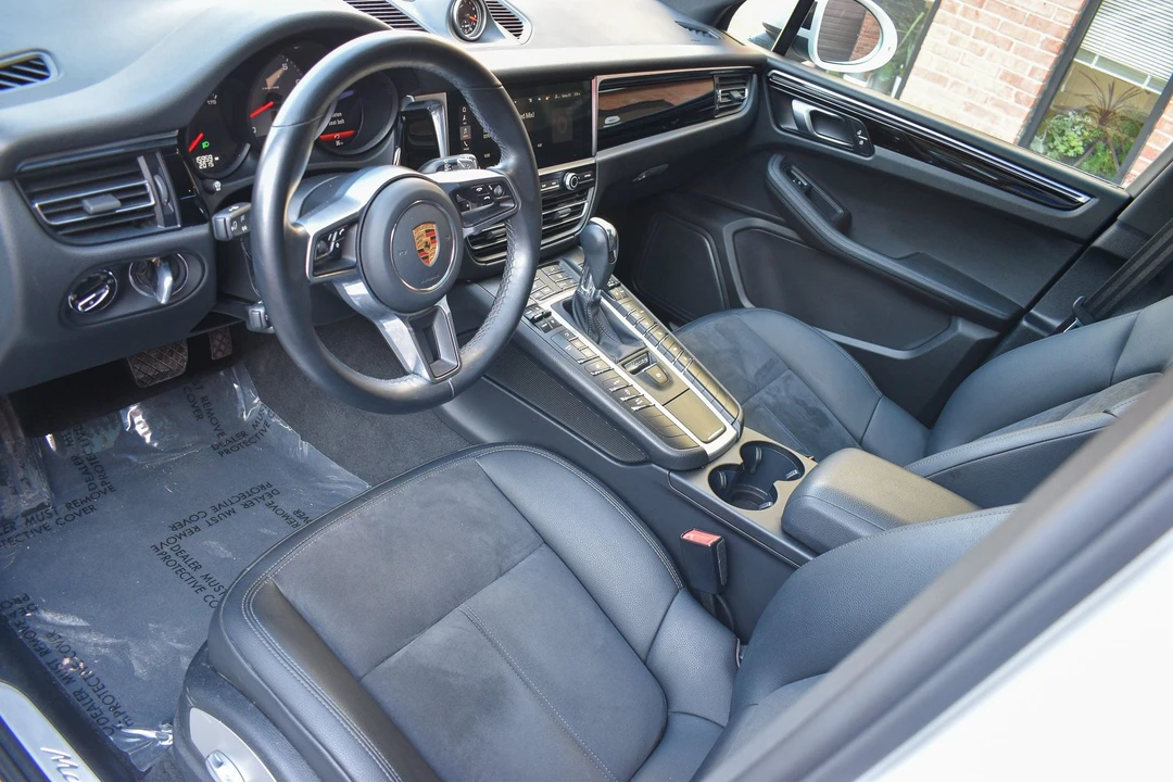 2021 Porsche Macan S - Image 17 of 31