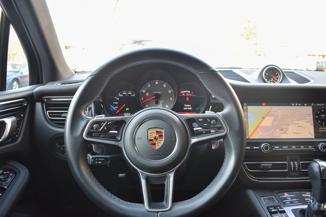 2021 Porsche Macan S - Image 30 of 31