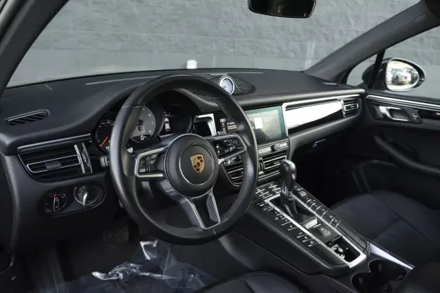 2021 Porsche Macan S - Image 4 of 6