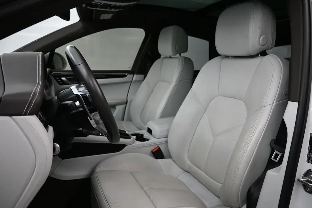 2021 Porsche Macan S - Image 6 of 7
