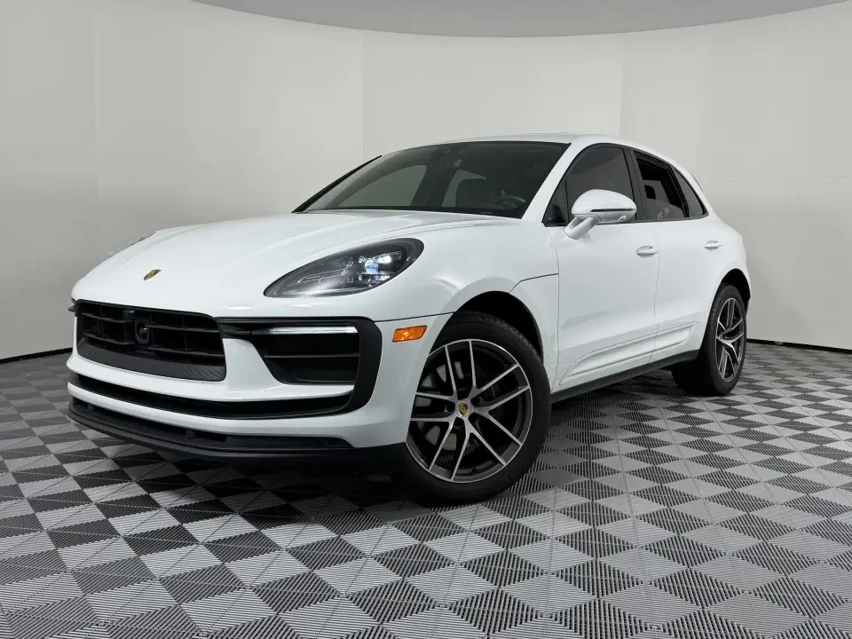 2021 Porsche Macan S - Image 10 of 12
