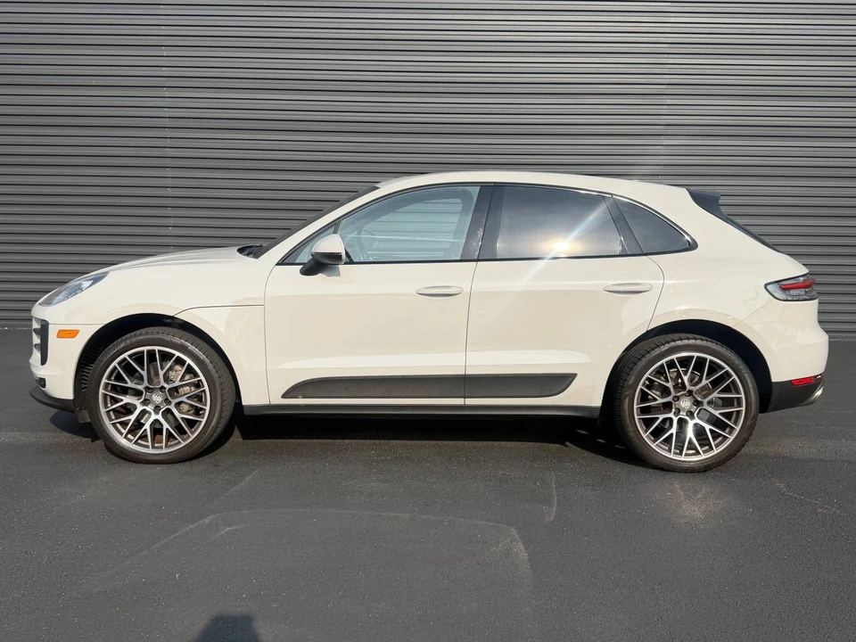 2021 Porsche Macan S - Image 2 of 5