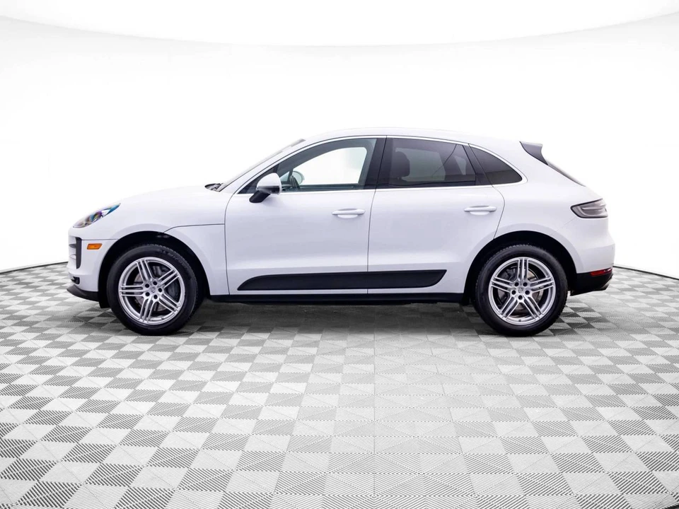 2021 Porsche Macan S - Image 2 of 5