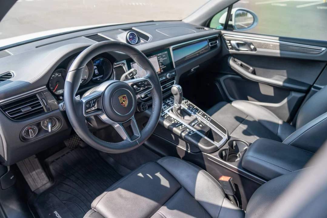 2021 Porsche Macan S - Image 4 of 5