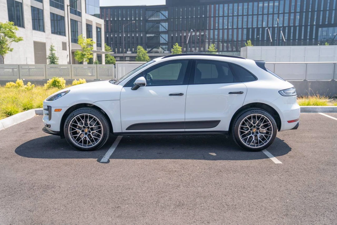 2021 Porsche Macan S - Image 2 of 5