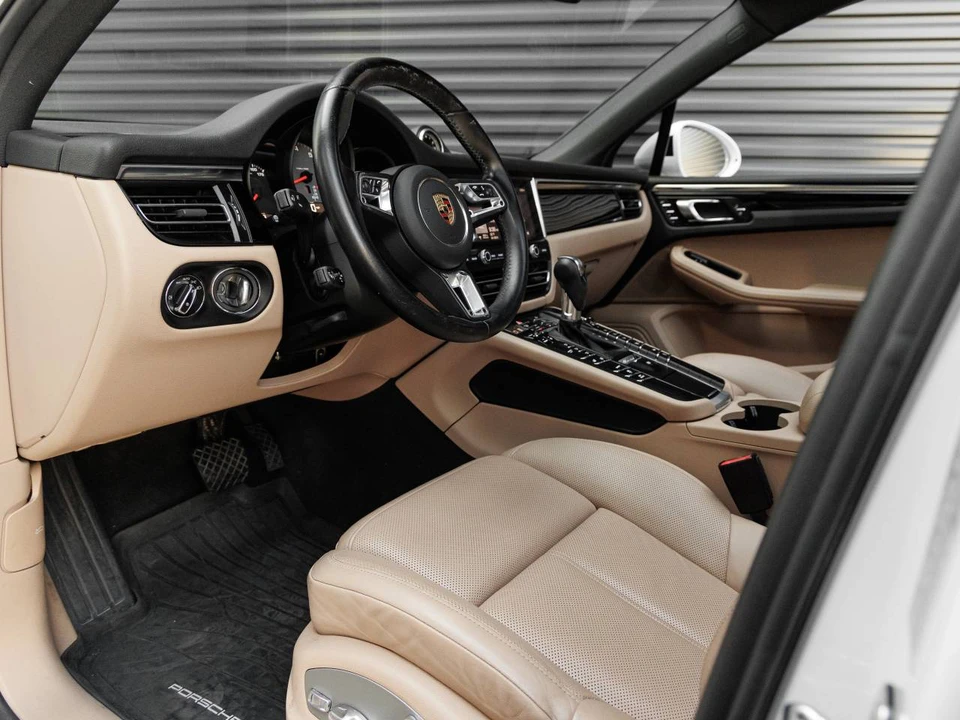 2021 Porsche Macan S - Image 4 of 5