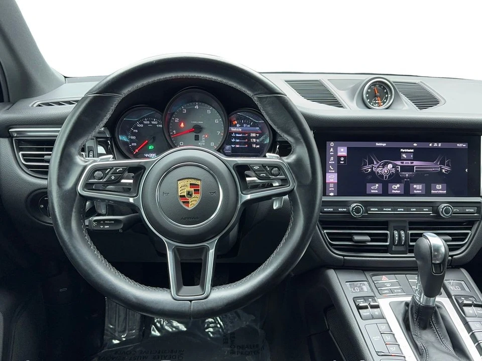 2021 Porsche Macan S - Image 17 of 21