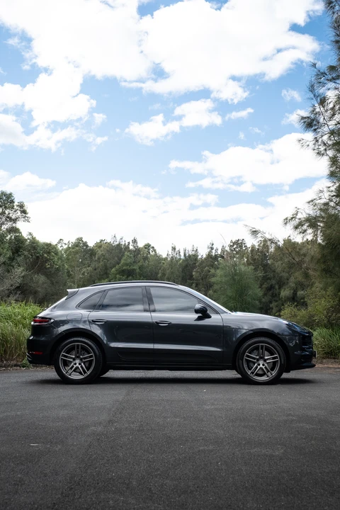 2021 Porsche Macan S - Image 26 of 31