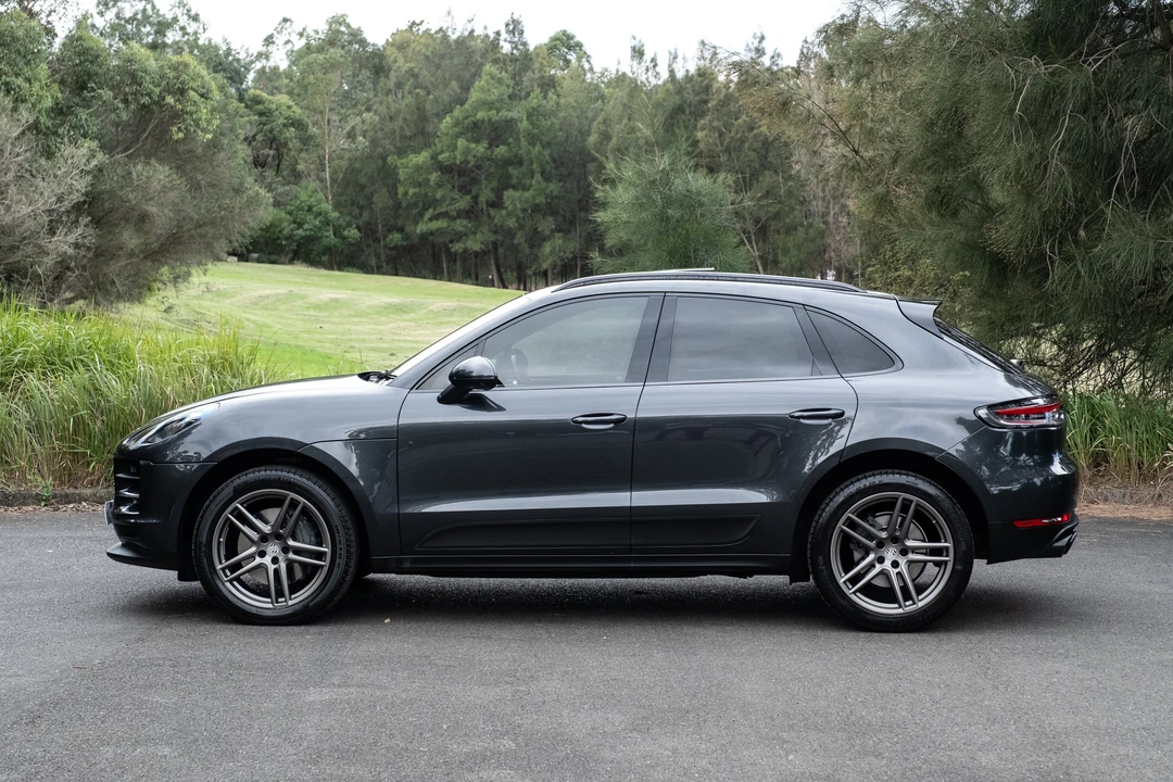 2021 Porsche Macan S - Image 15 of 31