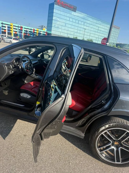 2021 Porsche Macan S - Image 5 of 12