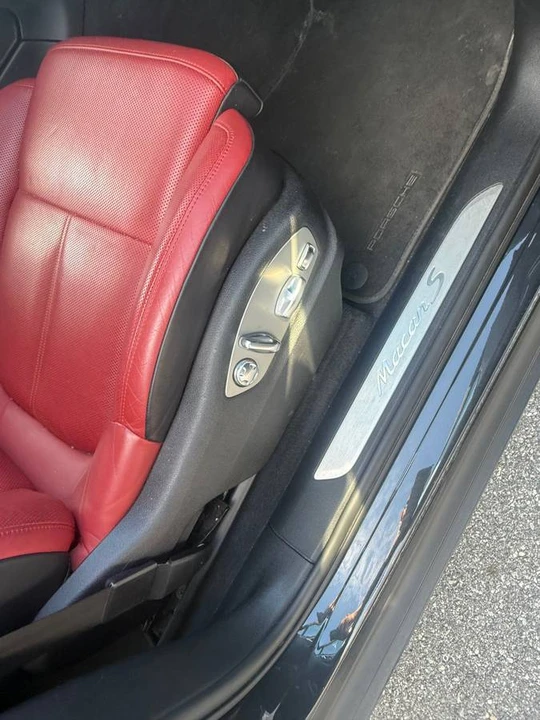2021 Porsche Macan S - Image 10 of 12