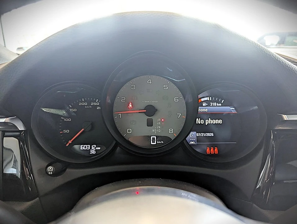 2021 Porsche Macan S - Image 15 of 20