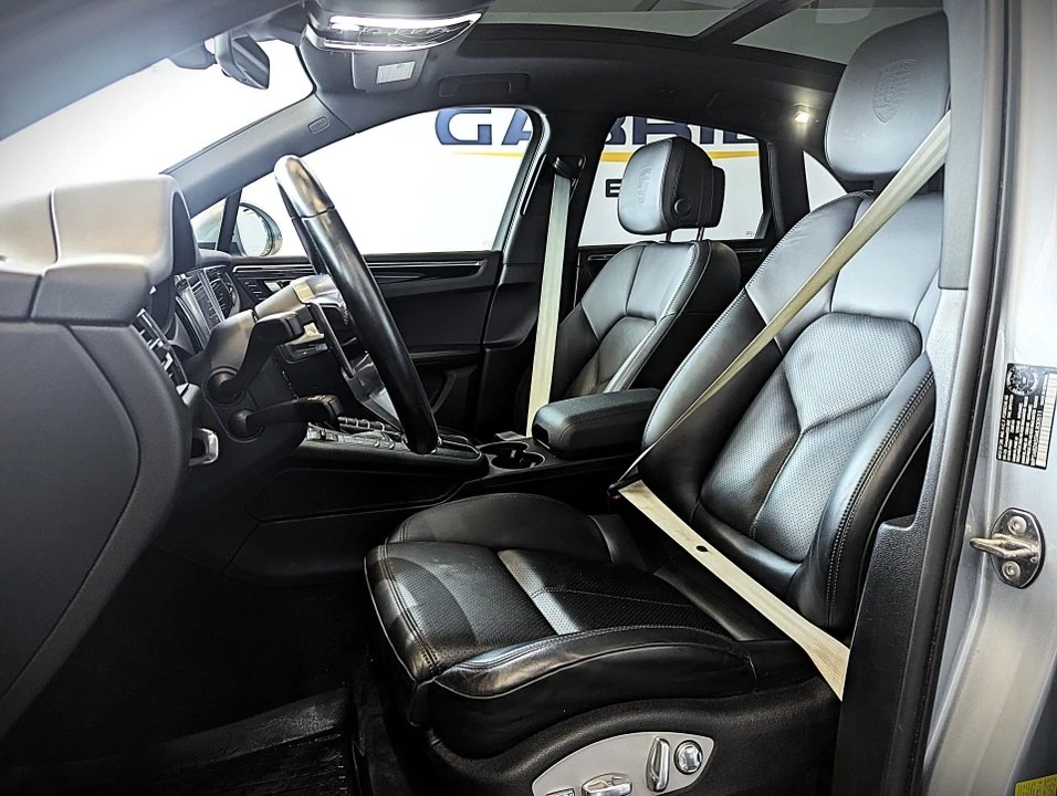 2021 Porsche Macan S - Image 12 of 20