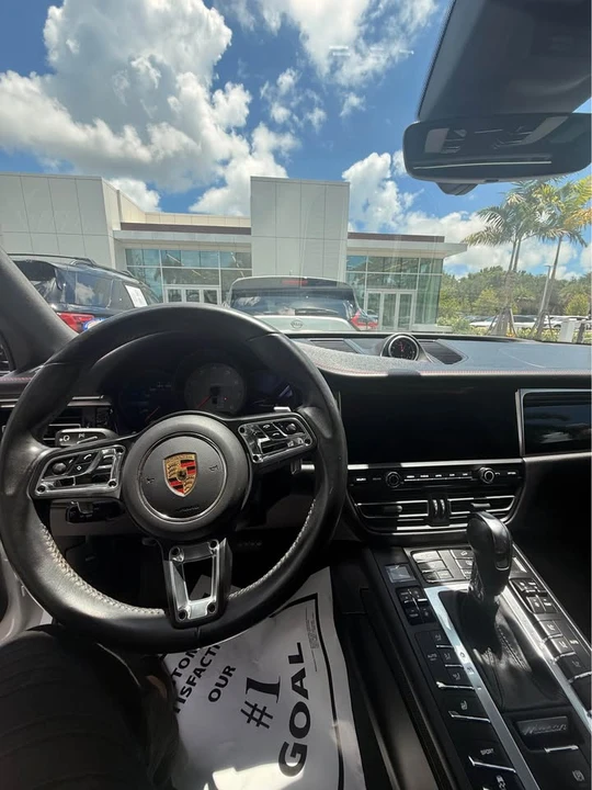 2021 Porsche Macan S - Image 4 of 10