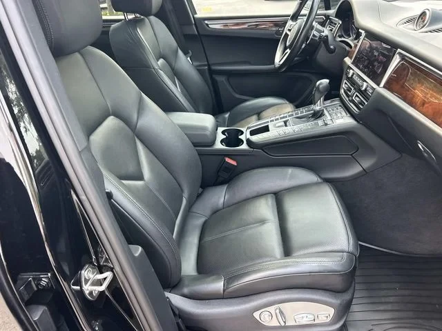 2021 Porsche Macan S - Image 17 of 20