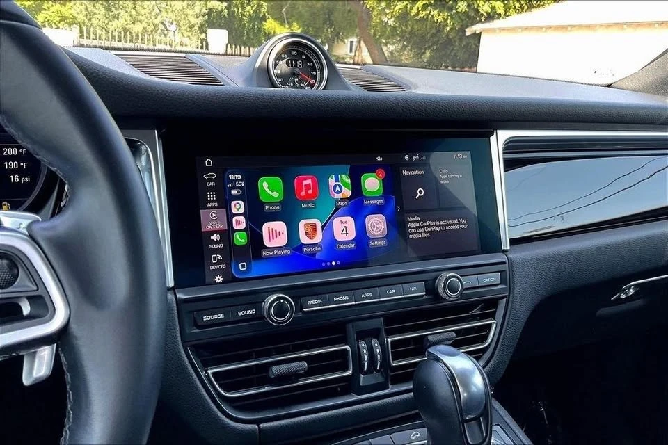 2021 Porsche Macan S - Image 14 of 20