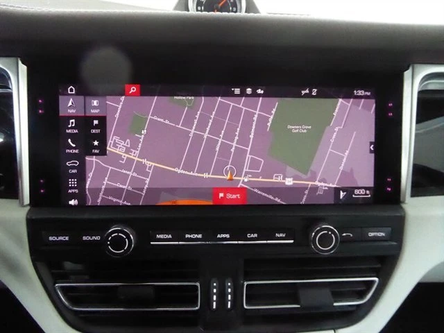 2021 Porsche Macan S - Image 15 of 20