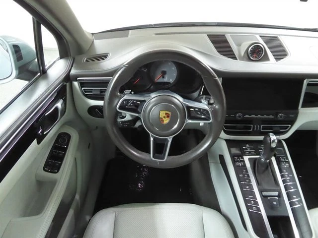 2021 Porsche Macan S - Image 9 of 20
