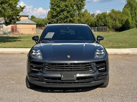 2021 Porsche Macan S Premium Package Plus