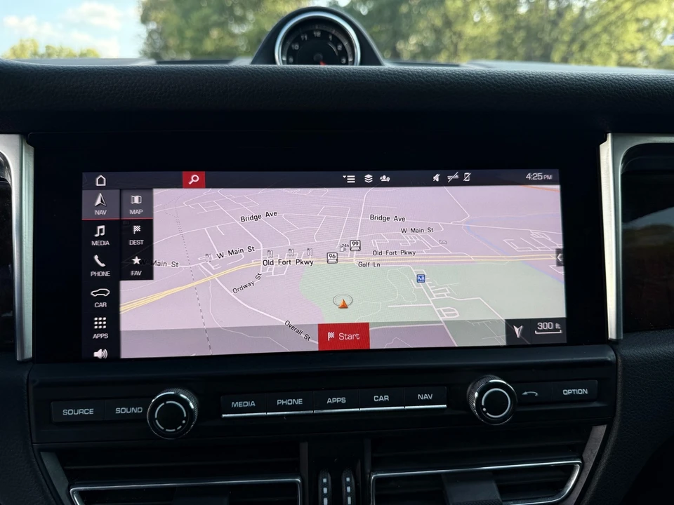 2021 Porsche Macan S - Image 29 of 31