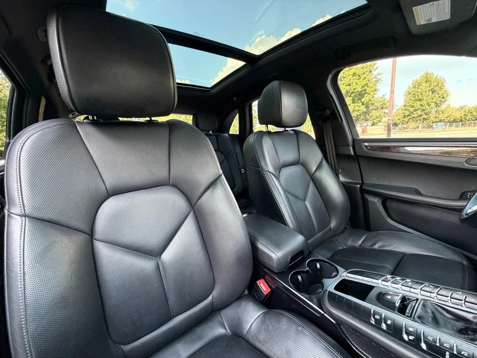 2021 Porsche Macan S - Image 19 of 31